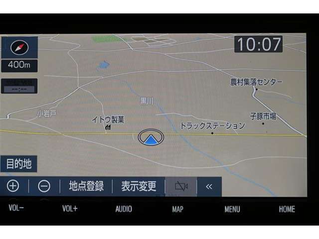 純正SDナビゲーションです。（NSZT-Y68T）　初めて行く場所も道に迷うことなく安心です。