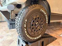 展示車製作事例・新車製作承っております。車中泊エアコン・サブバッテリー等もお任せ下さい