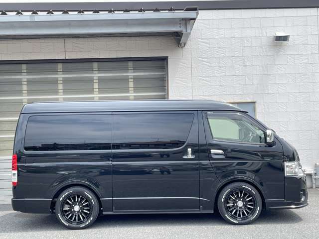 1.5インチローダウンしております。ローダウン車なのでアライメント調整をオススメいたします（別途費用）