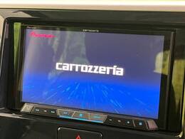 【ナビゲーション】目的地までしっかり案内してくれる使いやすいナビ。Bluetooth接続すればお持ちのスマホやMP3プレイヤーの音楽を再生可能！毎日の運転がさらに楽しくなります！！