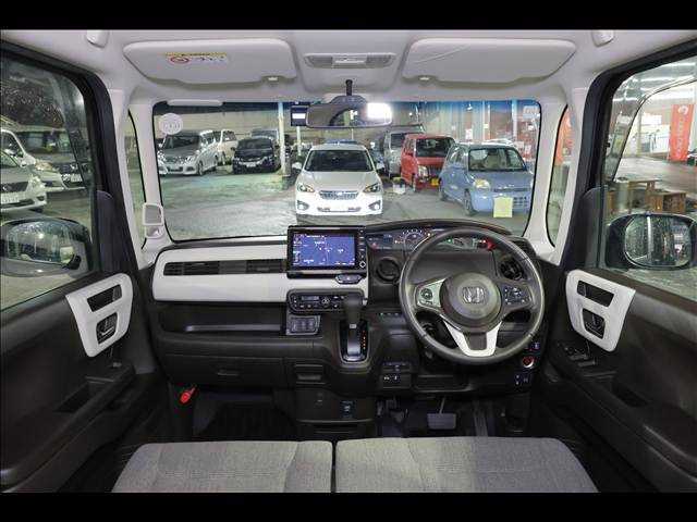 人気の国産軽自動車、コンパクトカー、1BOX、セダンなど各メーカー各種取扱い！常備 500 台以上のお車をご用意して皆様のご来場、お問い合わせをお待ちしております！お探しの車がきっと見つかる！