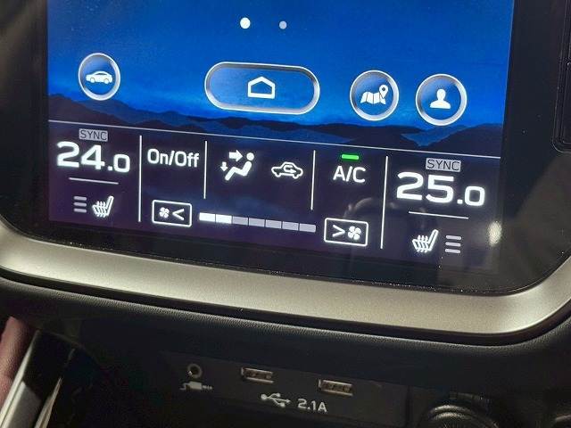 【オートエアコン】車内温度をセンサーが感知してご希望の車内温度になるよう、風量も自動で調整してくれます☆