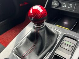 【フロア6速MT】走りの6速MT！！スポーティーな走行をお楽しみいただけます♪