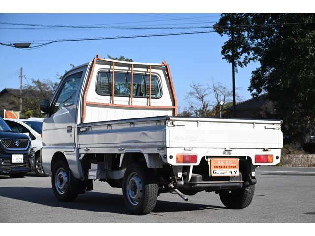 【コーティング】大好評ボディーへのガラスコーティング施工承ります☆ご納車でキレイなのは当たり前♪その後のお手入れは水洗いでOK！いかに良い状態を保つかがカギ☆純正や社外パーツ等も取り寄せ・取付可能☆