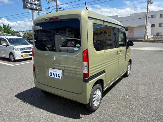 軽自動車・軽トラックなどお買い得なアウトレットカーが在庫多数ございます！見比べて触って体感ください☆