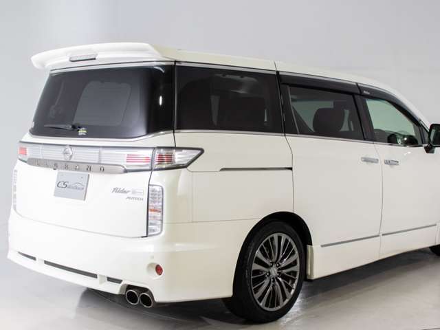 エルグランド専門店として長年にわたり車種に特化してきた専属整備士による当社のメンテナンス力は一味違います！車のクセを熟知した整備力に自信があります！！