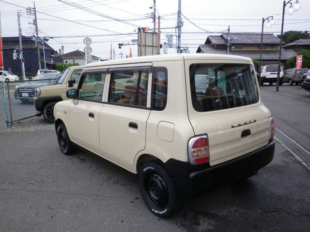 試乗も大歓迎です！ナンバーの無い車は敷地内で動かせますので気軽にお申し付け下さい！