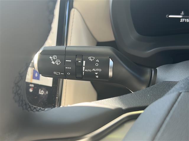 ユーザー様からの直接仕入れ＆在庫期間を平均1ヶ月とすることでお車の品質を高めております。数日前まで乗られていたお車と数ヶ月間展示されていたお車。品質の差は歴然です！