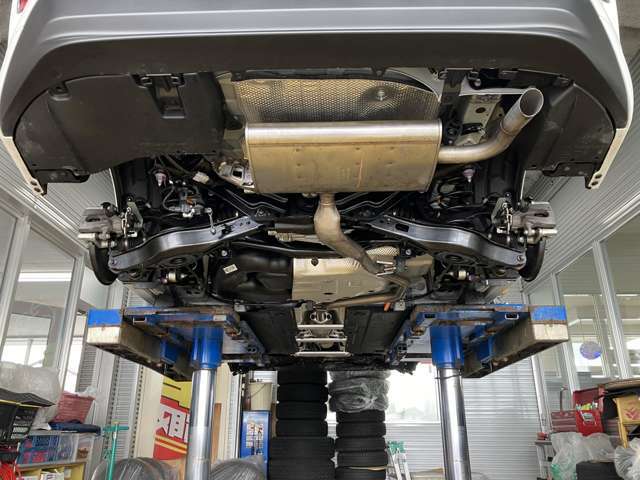 車の下廻りを錆から守り、効き目も長持ちです。