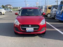 デュアルセンサーブレーキサポートや横滑り防止装置、車線逸脱警報機能などのサポート装備も充実♪