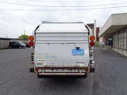 当店は販売だけでなく、買取にも力を入れています。古くなった軽トラ、小型、中型、トラック等、高価買取致します。是非お売り下さい。県外でも大歓迎です。お気軽にお電話下さい。