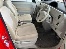 WECARSではほぼ毎日新しい在庫車両を入荷しております！お客様のこだわりを叶える1台がきっとWECARSにあるはずです！