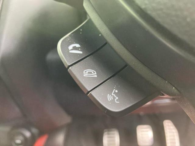 お車に合わせて無料保証以外にも、保証範囲、期間、距離を拡充させた有料保証もご用意しております！中古車の購入が初めてで不安・・・というお客様もご安心ください！