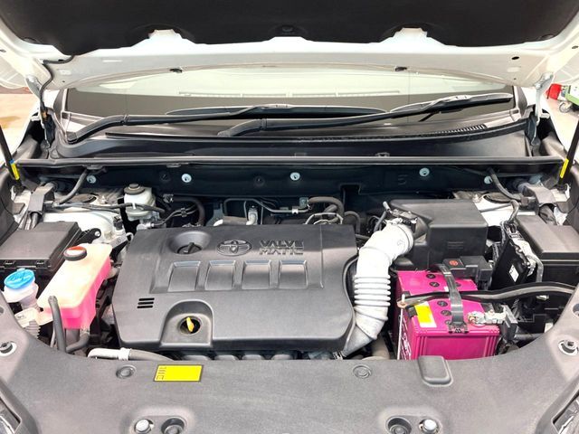 親切・丁寧な専門メカニックスタッフが応対！・車検・点検整備・事故等の修理などアフターサービスも安心。お車のカスタマイズもネクステージのサービススタッフまでご相談ください！