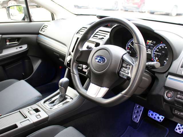 内外装クリーニング済みです！車両品質には自信がございます！是非お気軽にご来店下さい！