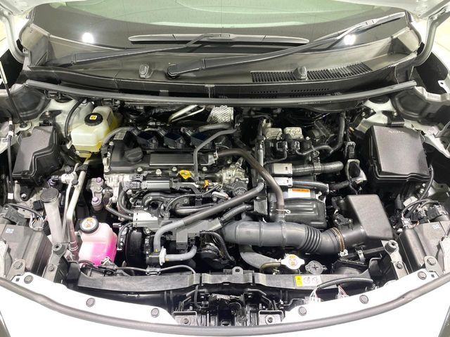 親切・丁寧な専門メカニックスタッフが応対！・車検・点検整備・事故等の修理などアフターサービスも安心。お車のカスタマイズもネクステージのサービススタッフまでご相談ください！
