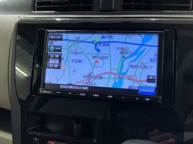 社外ナビ搭載です。知らない道も安心ですね！
