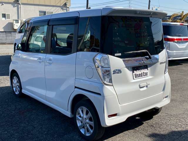 中古車販売　パドックアース　高崎店　住所：〒370-3102　高崎市箕郷町生原1075-11