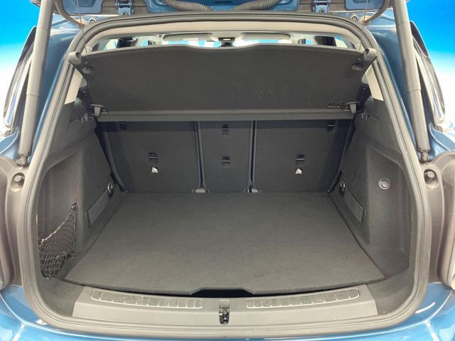 ●トランクルーム：趣味が広がる収容スペース！これだけの広さがあればお買い物やレジャーなどにも最適です！使用感も少なくきれいな状態を維持しております。