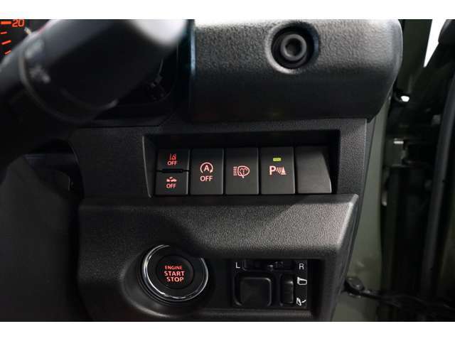 スズキの各安全装備搭載車☆衝突軽減ブレーキ（デュアルセンサーブレーキサポート）を初めとする安全装備搭載。運転中の万が一に備えます！（※ドライバーの運転支援機能のため、各機能の能力には限界があります。）