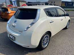 《　JAAI（日本自動車査定協会）認定のスタッフが1台1台お客様のお車をチェックし販売しております。　》