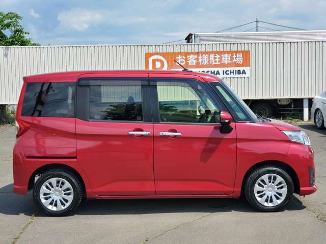 外装・内装の状態を詳しく知りたい方は直接ご来店して頂き、現車確認をお願い致します。遠方の方で来店が難しい場合は、キズ・凹みの写真や車輌状態表をメールもしくは郵送いたします。
