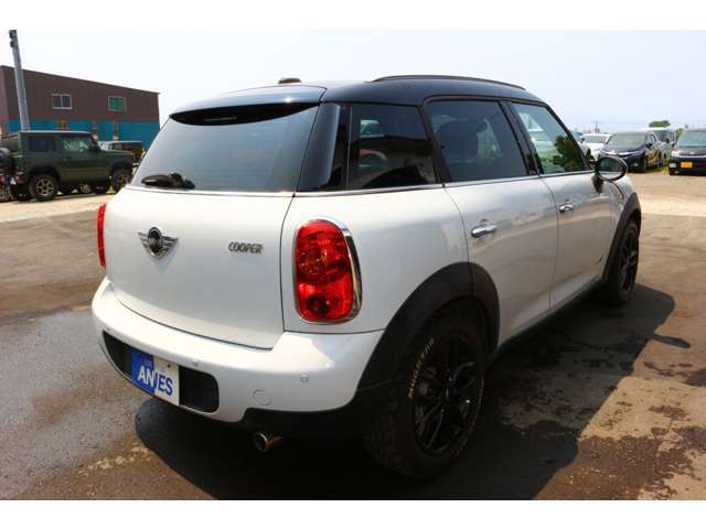 リア右斜め画像　お気軽にお問い合わせ下さい。フリーダイヤル　0078-6002-154287　直通ダイヤル　011-807-8271