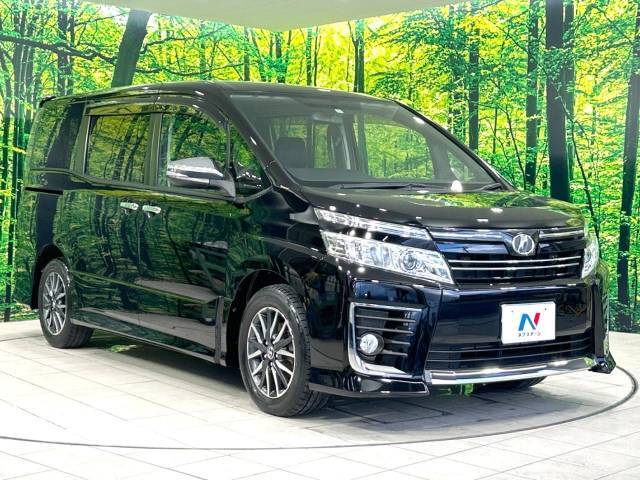 大好評のボディコーティング「弾スプラッシュコート」もご納車までに施工可能。通常のガラスコートと異なる、耐久年数6年の無機質ガラスコーティングが、ボディをキレイな状態に保ってくれます。