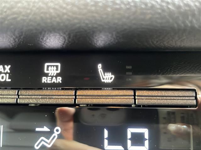 【その他】このクルマ限定で使える装備品が付いています！使い方などはぜひ実際に店舗にお越しいただき、専門スタッフにお尋ねください！