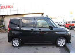 パワースライドドア・7インチナビ・地デジ・バックカメラ・ドライブレコーダー・ETC・衝突軽減ブレーキ・プライバシーガラス・オートライト・ステアリングスイッチ・インテリキー