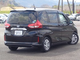 外装も丁寧に磨いております。是非1度実車をご覧ください！