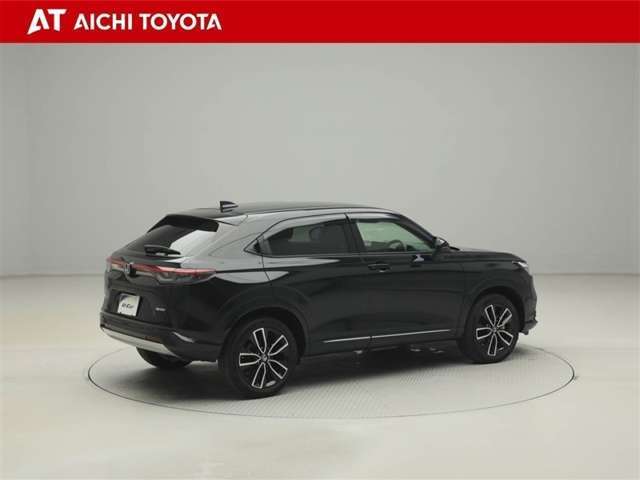 『ロングラン保証』はメーカー、年式を問わず1年間・走行距離無制限の無料保証です。最長3年まで延長可です！詳しくはスタッフまでおたずねください。