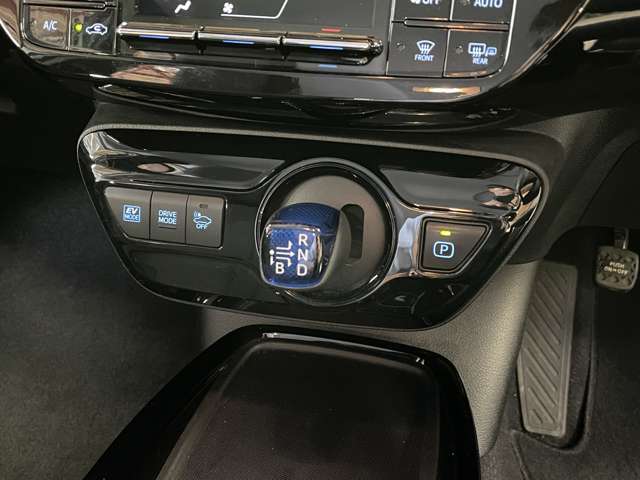 お車の機能や安全装備に関して気になる方は、ぜひ一度ご来店ください！その場でスタッフがご説明可能です！