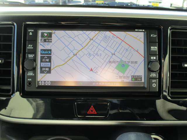 電話の場合は0066-9711-042749、メールの場合は「在庫確認・見積依頼」からお問合せくださいませ。通話料などはかかりませんのでご安心ください。