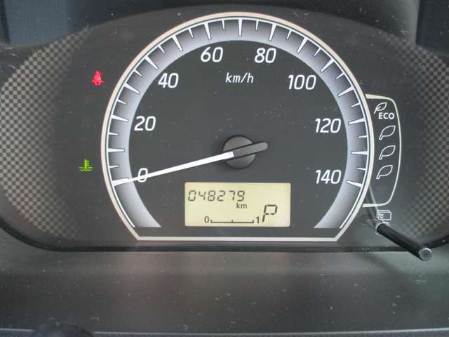 迅速な修理対応やオイル交換・タイヤ交換など、整備工場があるからこそご提供できるサービスもございます。アフターサービスも含め、末永いお付き合いができれば幸いです。