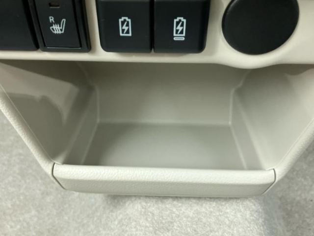 お車に合わせて無料保証以外にも、保証範囲、期間、距離を拡充させた有料保証もご用意しております！中古車の購入が初めてで不安・・・というお客様もご安心ください！