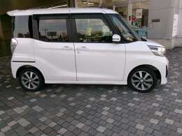 弊社の車は三菱認定中古車で1年間の保証付です。全国の三菱ディーラーで保証修理が受けられます。詳しくは弊社スタッフにお問合せ下さい。