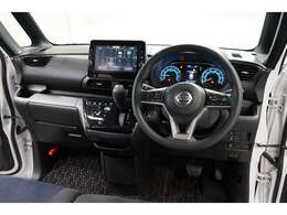 B4系、日産のルークス、前期モデルが入荷しました！！レギュラーで走行するHV車です。車両重量970kg・WLTCモード燃費は20.8km/L・直列3気筒エンジン・52馬力のお車です（※カタログ参照）。