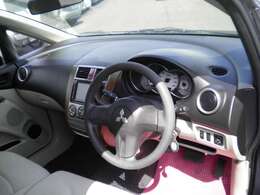 コラムシフトCVT！ベージュのインテリア！お問い合わせは054-641-6588または0078-9711-606307まで！休日・時間外対応もまずはお問い合わせ下さい！