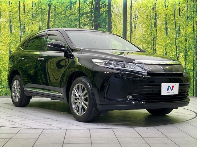大好評のボディコーティング「弾スプラッシュコート」もご納車までに施工可能。通常のガラスコートと異なる、耐久年数6年の無機質ガラスコーティングが、ボディをキレイな状態に保ってくれます。