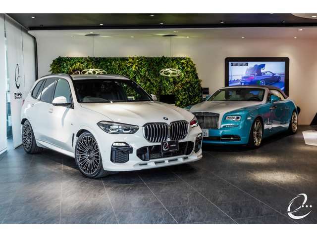 ※2020年式　G05/X5 xDrive 45e、Mスポーツ、スカイラウンジ・パノラマ・ガラスサンルーフ、ワンオーナー車が入庫致しました。