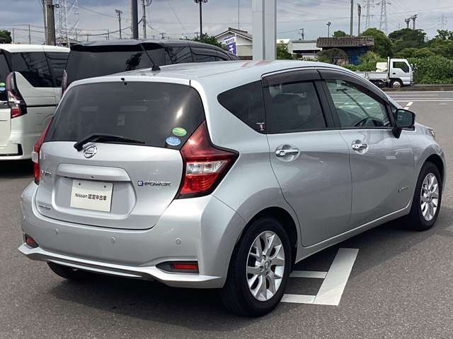 お問い合わせは0436-42-1160まで、お気軽にどうぞ♪千葉日産は水曜日が定休日となりますが、10時から18時まで営業しております。火曜日も連休の場合もございますので、ご留意くださいませ。