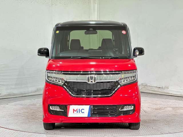 当店のこだわりはズバリ「価格」です。車両仕入れにとことんこだわり、良質な車両を安く取り揃えております。