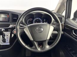 【ハンドル】『ハンドル/ステアリング』の画像になります。写真の内容に関してご不明点、ご質問等がございましたらお気軽にガリバー店舗までお問い合わせください。