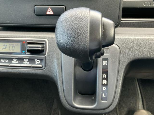 国産車から輸入車まで多様なお客様のニーズのお応えできるように、全国規模で豊富な在庫展開！車のことならWECARSへ！