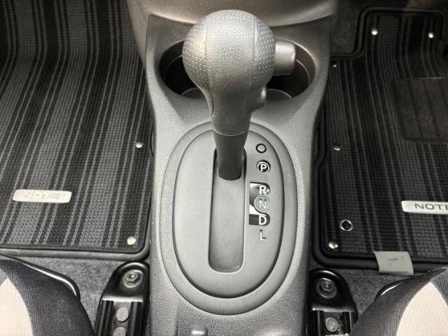 国産車から輸入車まで多様なお客様のニーズのお応えできるように、全国規模で豊富な在庫展開！車のことならWECARSへ！