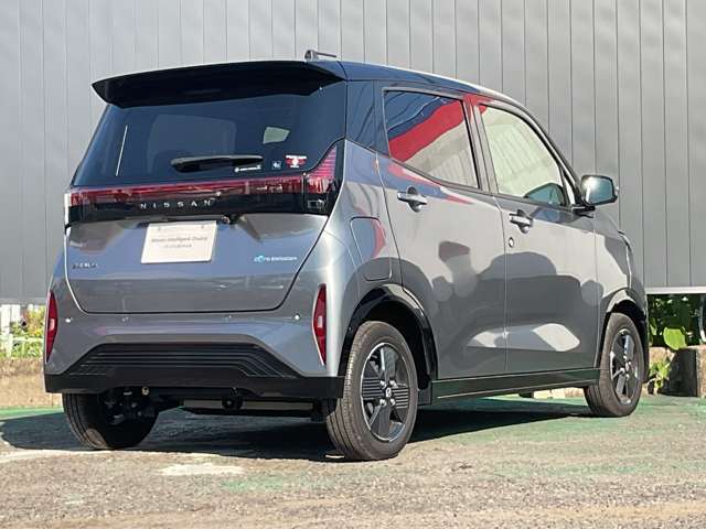 愛知日産の中古車は全車保証付きです。納車後も全国日産ディーラーで対応可能。安心してお乗りいただけます。