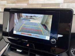 【純正ディスプレイオーディオ】フルセグテレビやブルートゥース接続、DVD再生など多彩な機能を併せ持っており、インパネ周りがすっきりしてますね！