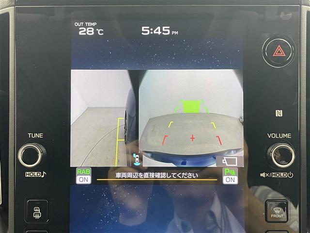【バックモニター＆サイドカメラ】後ろと左前のカメラの映像をモニターに映し出すことができます！後方の見えない死角や、障害物との距離感をしっかり確認することができます！駐車が苦手な方におすすめです。