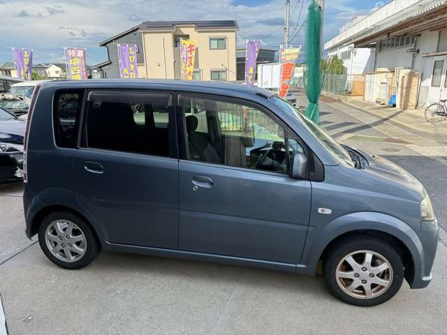 日常整備、車検、タイヤ交換、オイル交換、板金塗装、国内保険代理店、レンタカー、無料点検全て当社にお任せください！